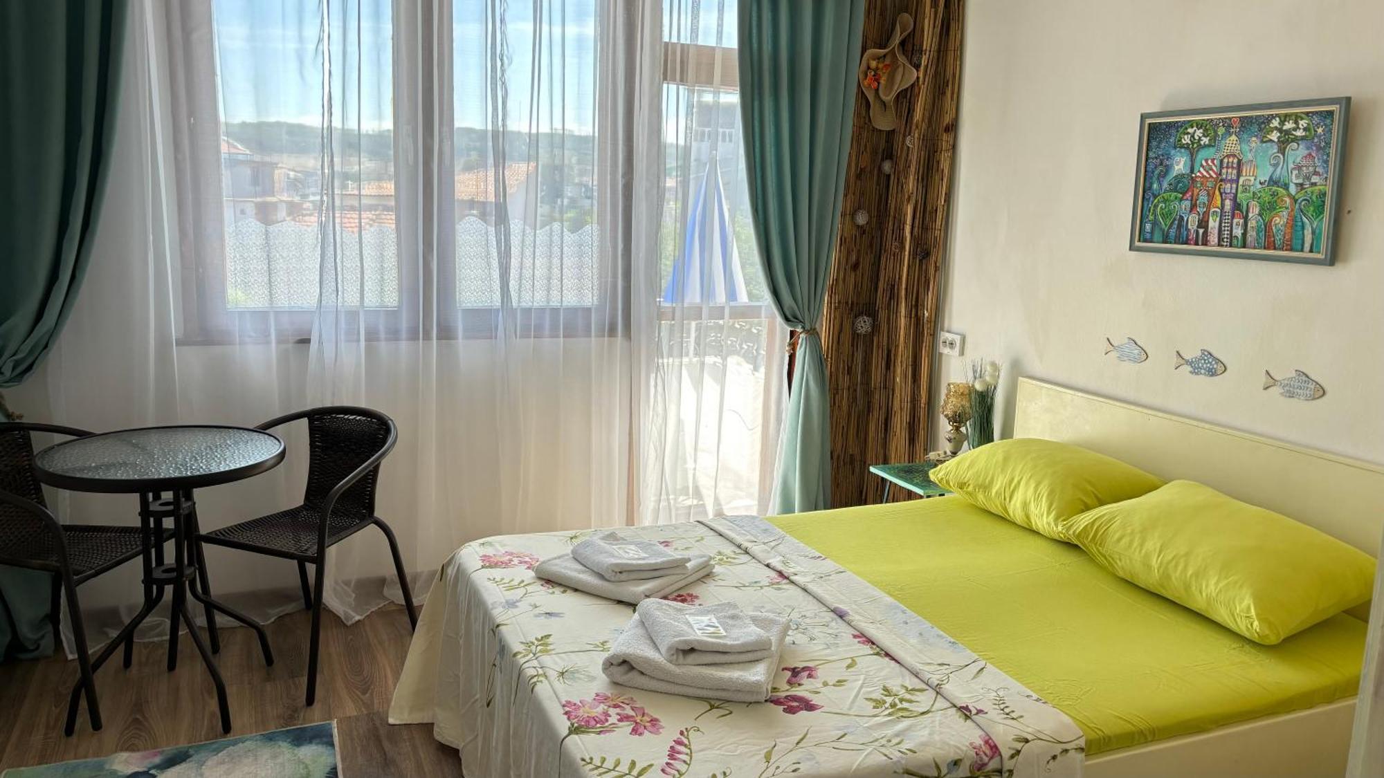 Guest House Hei Taka Sozopol Esterno foto